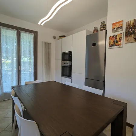 Tranquillita Nel Casa Con Giardino Per 6 Persone Apartman